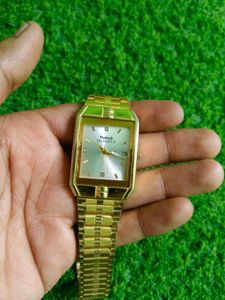 HMT analog watch