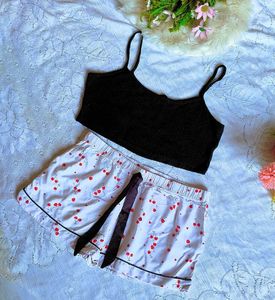 Cute Cherry Pajama humkemoller set