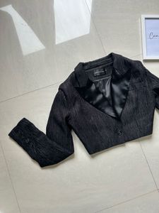 satin collar Cropped Blazer