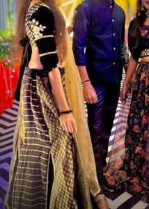 Black Lehnga 🖤