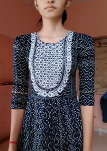 Round Short Kurti