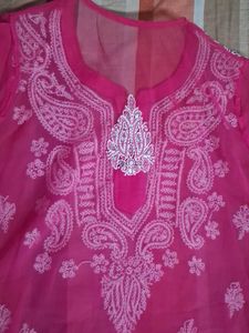 Beautiful Pink Embroidered Kurta