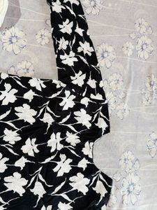 Stylish Black &amp; White Floral short kurti (unused)