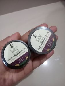 Pilgrim Red Vine Face Moisture