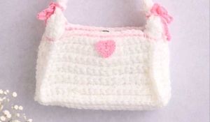 Handmade Crochet Heart Shoulder Bag