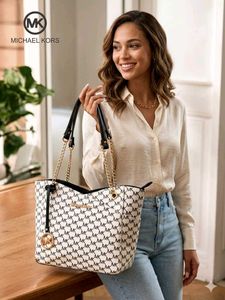MICHAEL KORS.*Large Logo Shoulder Bag FIX PRICE