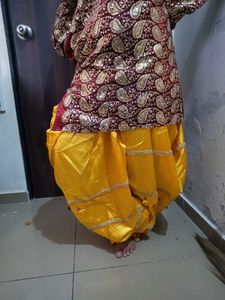 Embroidered Kurta &amp; Dhoti Set Navratri Special