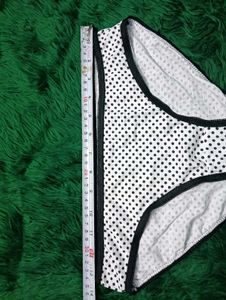 🆕🎁Polka Dot Briefs