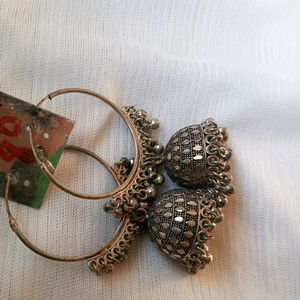 combo of 2 oxidised lightweight earrings.