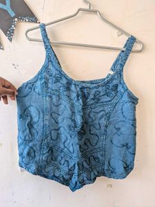 cute blue top