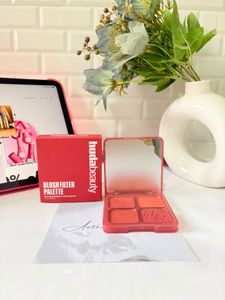 Huda Beauty Blush Filter Palette