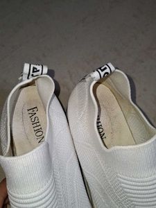 Knit Slip-On high rise Sneakers