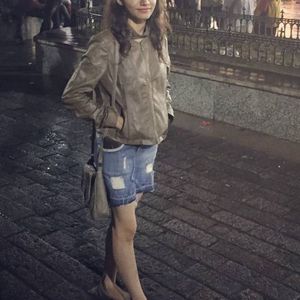 Hot denim skirt