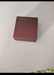 Tanishq ear ring Box - Elegant &amp; Protective