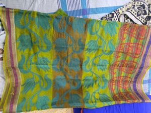 Vibrant Leaf Print Saree