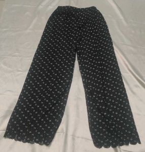 Stylish Black &amp; White Patterned Pants