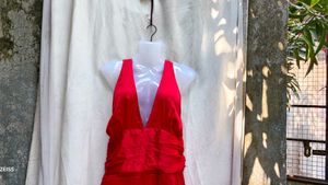 731312. Stunning Red Halter Dress
