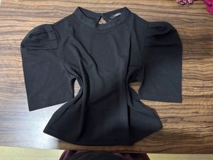 Chic Black Puff Sleeve Top