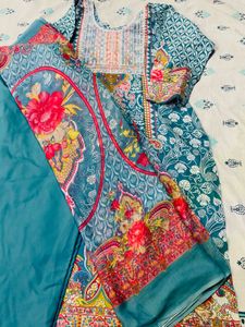 Beautiful Teal Kurta Set with Floral Print