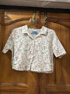 Cute Floral Button-Up Crop Top