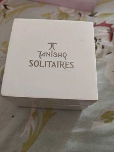 Tanishq Solitaires Jewellery Box