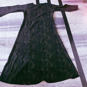 Styling  Designing Stretchable  Side Slit Cut Kurti For Women   Black 🖤  Colour. &amp; Only One Time Use