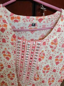 Floral Embroidered Kurti With Pant