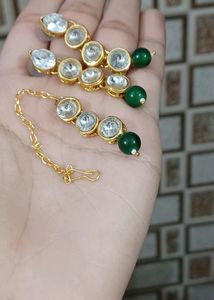 Kareena Inspired Earrings With Tikka