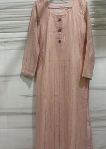 Elegant Pink Kurta with Gold Stripes