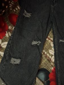 Distressed Wide Leg Jeans