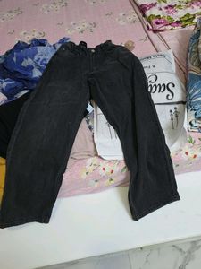 H&amp;M Loose Fit Straight Leg Jeans