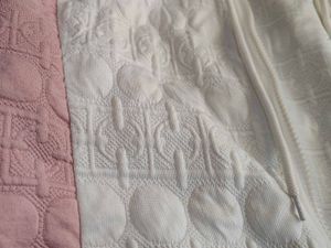 Classy Hoodie for women/pink and white
