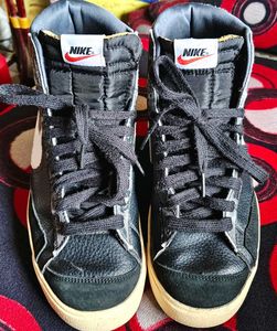 Nike Blazer Mid '77 Vintage Black