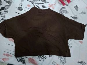 Boxy crop top