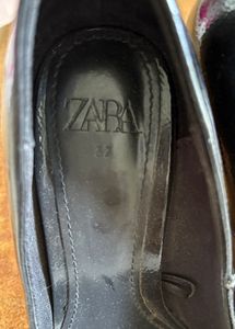 Black Patent Leather Pointed Toe Heels