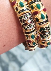 1gm Gold Jadau Kundan Set of 2