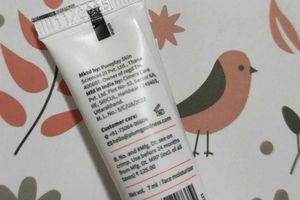 Plum Calendula &amp; Vitamin C Gel Cream