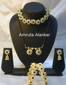 Amruta Alankar Floral Jewellery Set