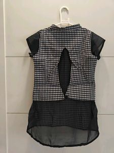 Houndstooth Top new without tag L