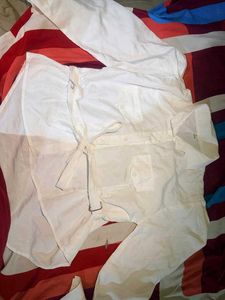 ZARA Chic White Button-Up Blouse