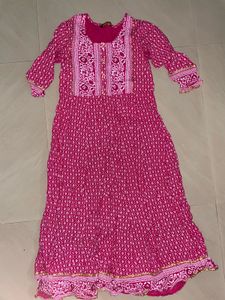 Beautiful Pink Kurta with Intricate White Print