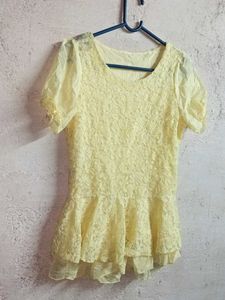 Chic Lace Peplum Top Layered Yellow