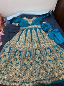 New Wedding Gown Back And Front Same Work