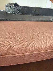 Guess Wallet - Black &amp; Pink