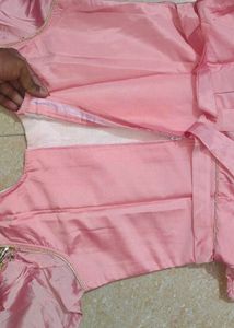 Elegant Pink Ethnic Gown