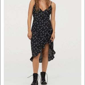 H&M Chic Floral Print Wrap Dress