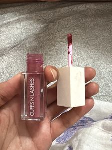 CUFFS N LASHES Lipstick