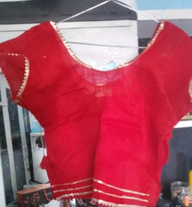 Vibrant Pink Bandhani lehnga