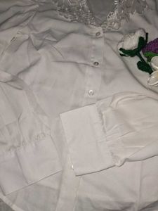 Elegant White Lace Collar Blouse