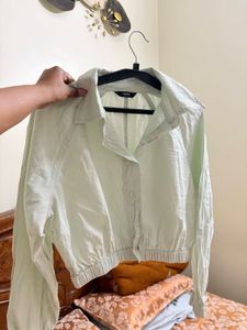 Lightweight Cropped Jacket